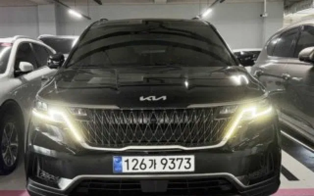 인천중고자동차사이트 카니발 4세대 가솔린 9인승 노블레스 매물 사진 2 - 2022/04 79,380km