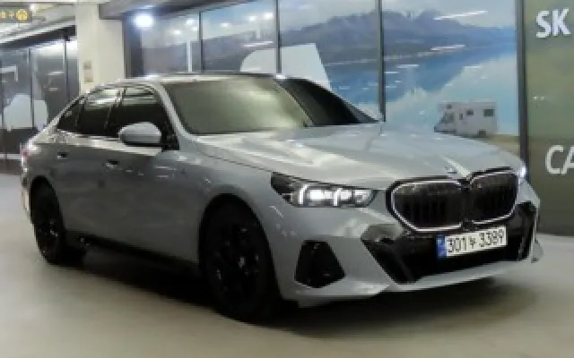 인천중고자동차사이트 5시리즈 (G60) 520i 매물 사진 11 - 2024/11 25,171km